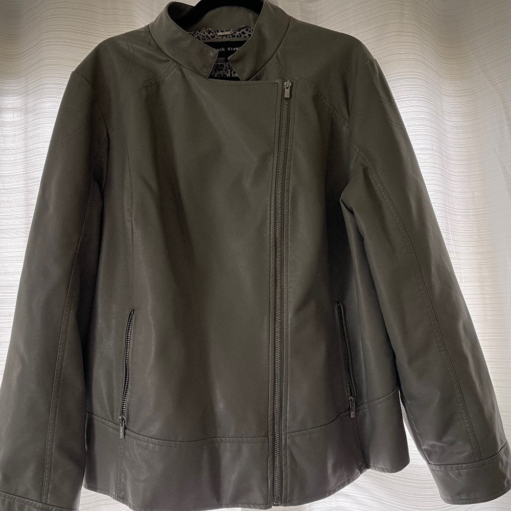 Gray Leather Jacket.  Like new!  2xl